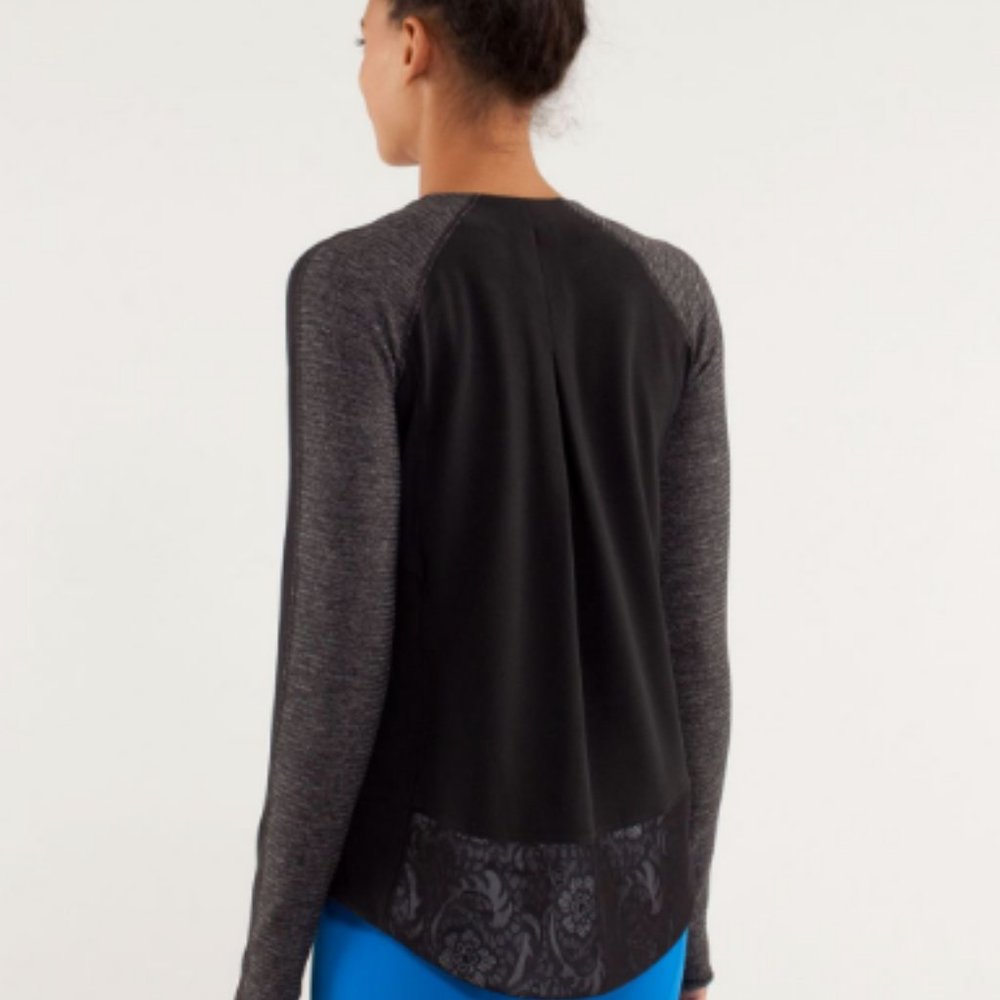 Lululemon Run: Bold In The Cold Long Sleeve - Picture 2 of 6